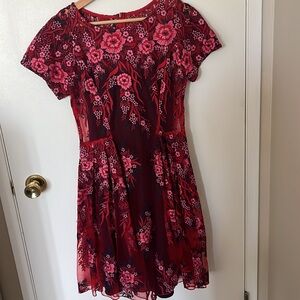 Red Floral A-Line Eva Franco Short Sleeve Dress